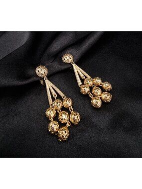 Rare Find Vintage Crown Trifari Signed 1960s Gold Dangling Clip-On Earrings